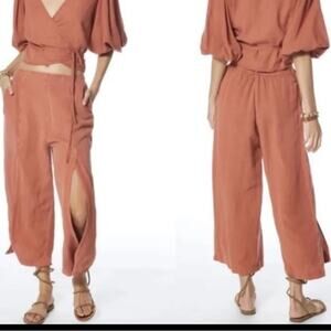 Young Fabulous & Broke YFB NWT Split Leg Cove Pant Size Medium M Orange